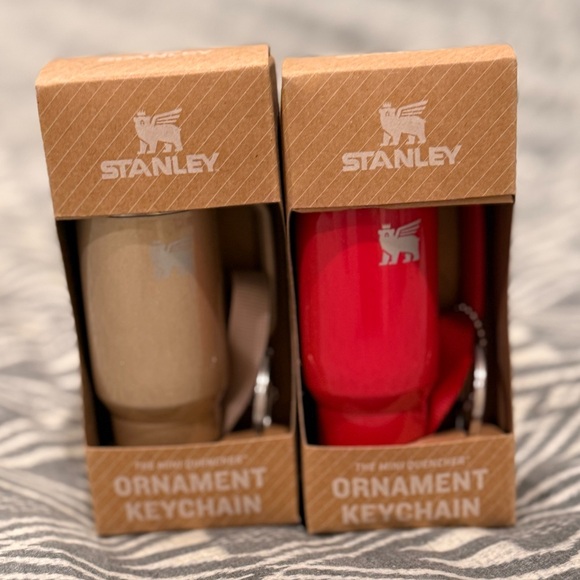 Stanley Accessories - NIB Limited Edition e.l.f. x Stanley Water Bottle Keychain Ornament